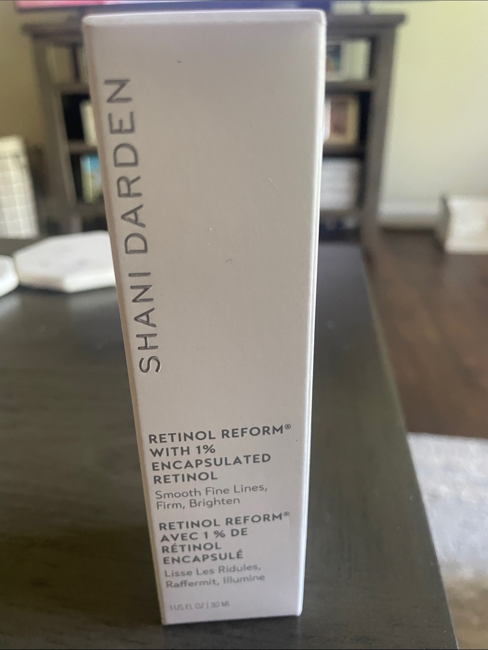 Brand new never opened Shani Darden Retinol Reform Box - White & Silver